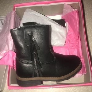 Carters boots
